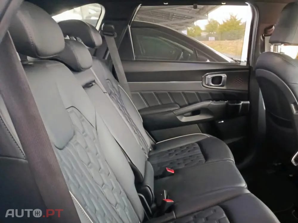Kia Sorento 1.6 T-GDI PHEV Concept+SRF