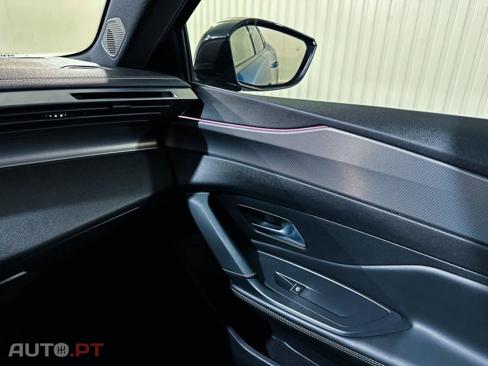 Peugeot 408 1.6 Hybrid GT e-EAT8