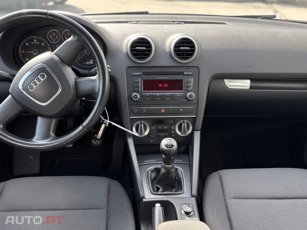 Audi A3 Sportback 1.6 TDI Attraction