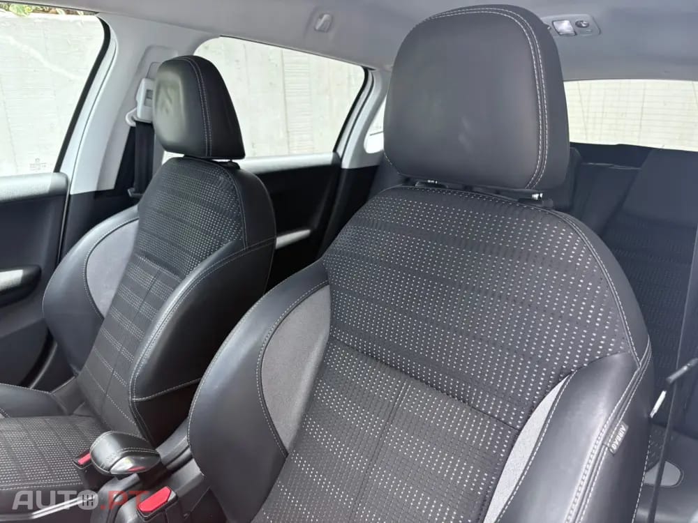 Peugeot 2008 1.6 e-HDi Allure