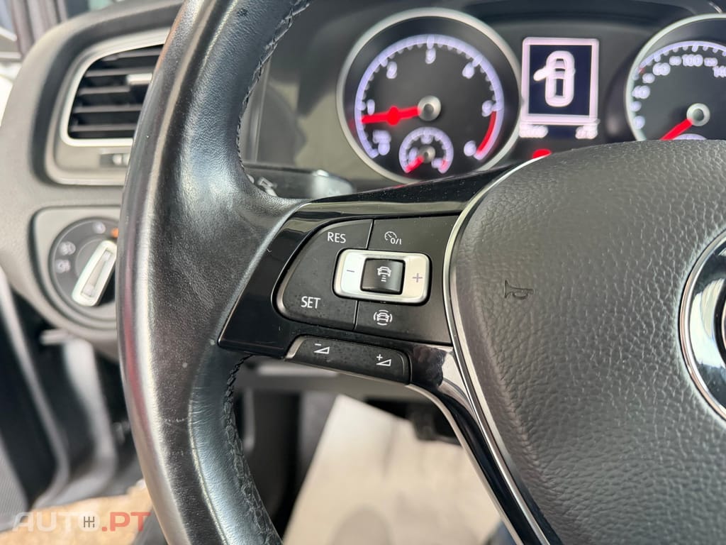 Volkswagen Golf 1.6 TDi Confortline