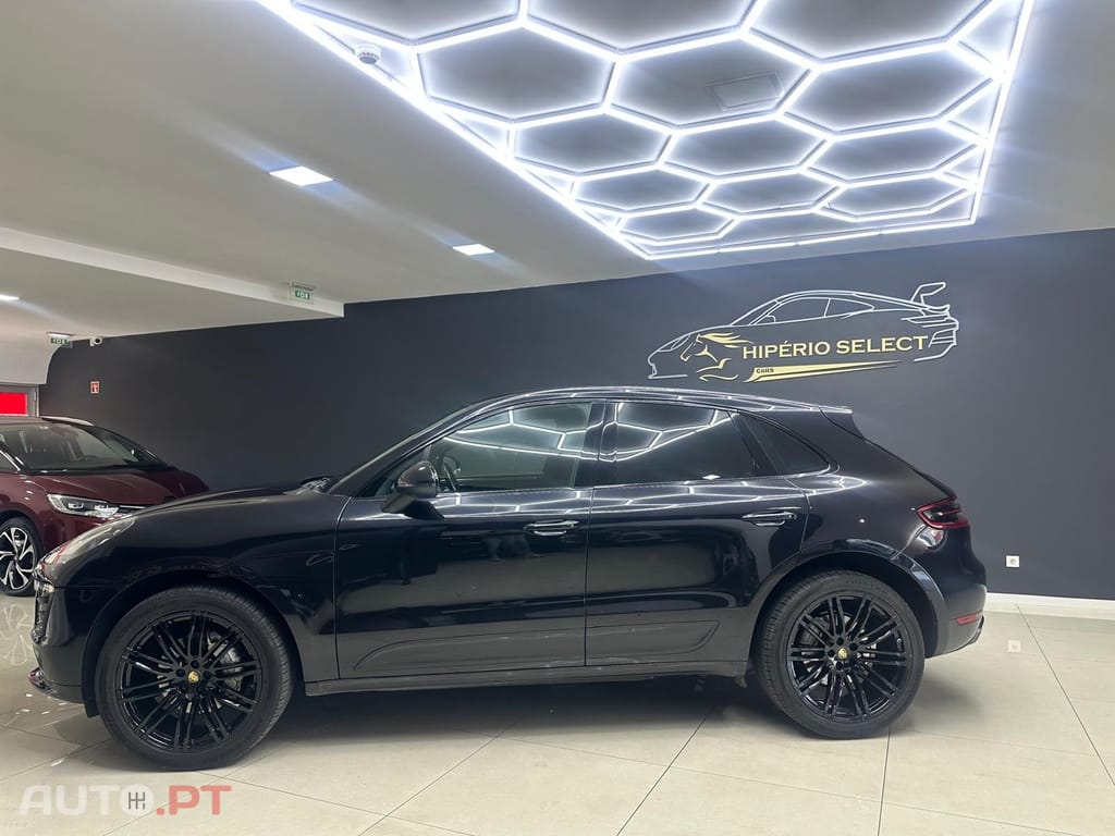 Porsche Macan S