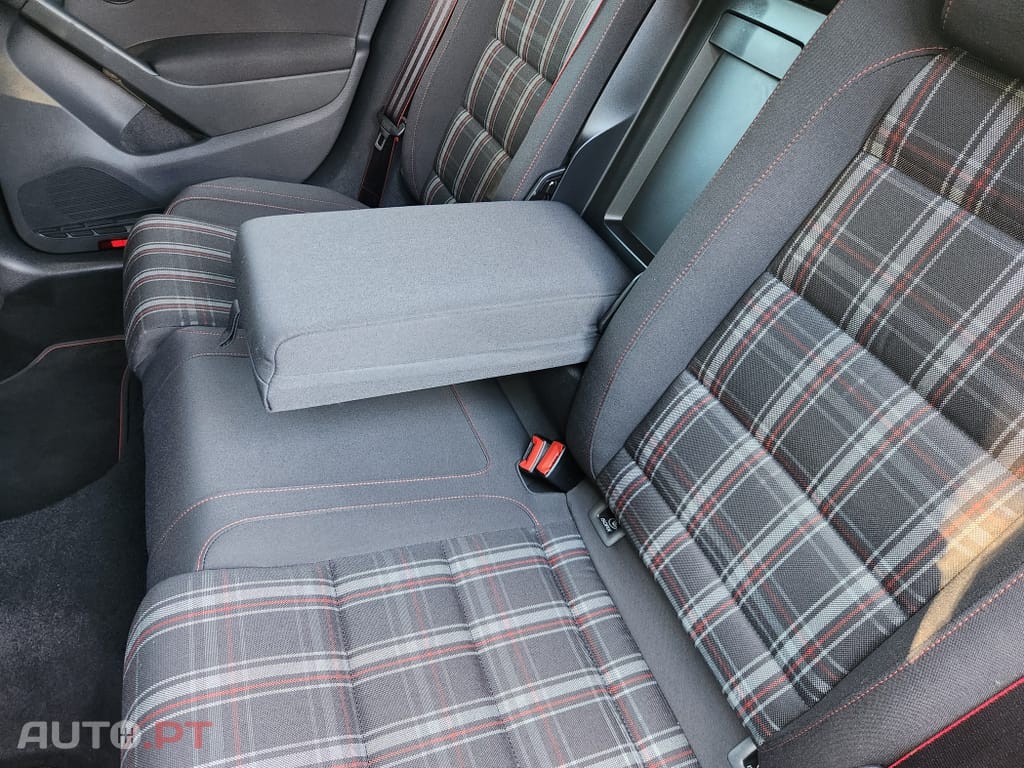 Volkswagen Golf 2.0 GTI Edition 35