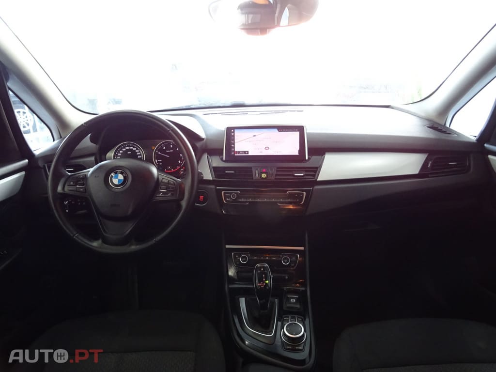 BMW 216 d 7L Line Luxury Auto