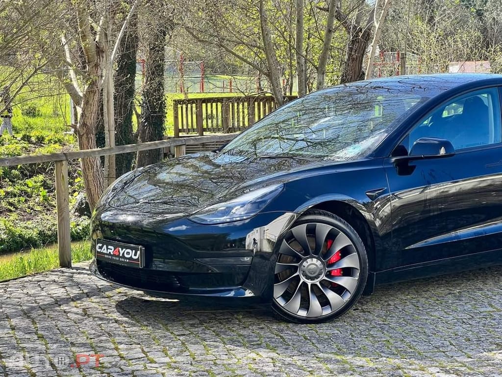 Tesla Model 3 Performance Dual Motor AWD