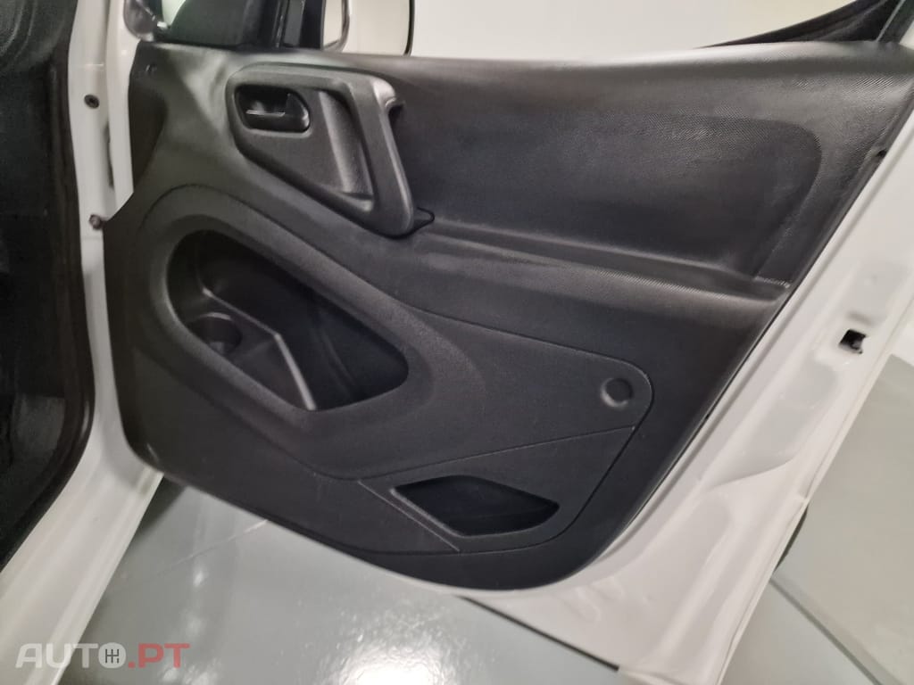 Peugeot Partner 1.6 HDI IVA DEDUTIVEL