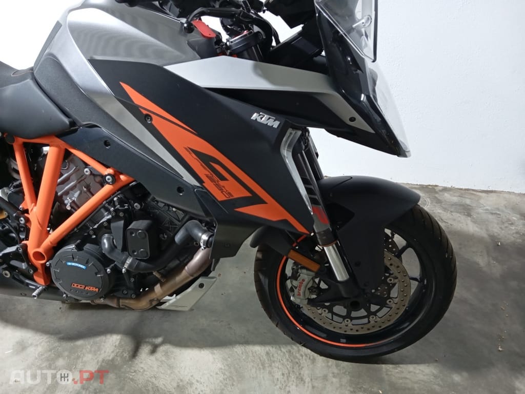 KTM Superduke GT 1290 ABS
