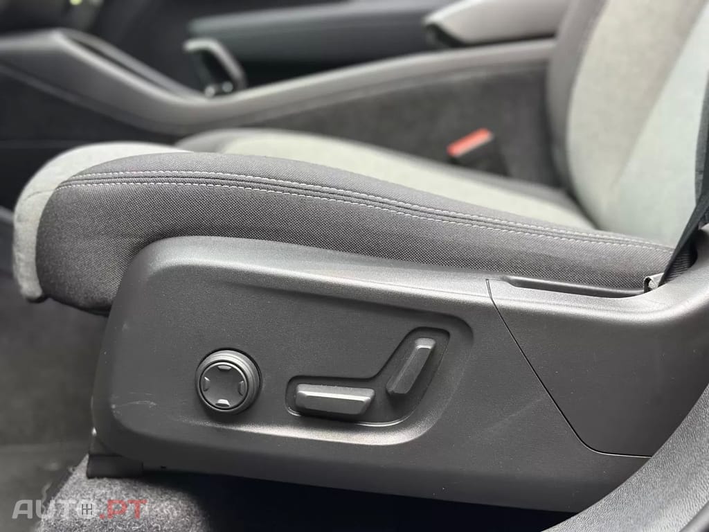 Volvo XC40 1.5 T4 PHEV R-Design