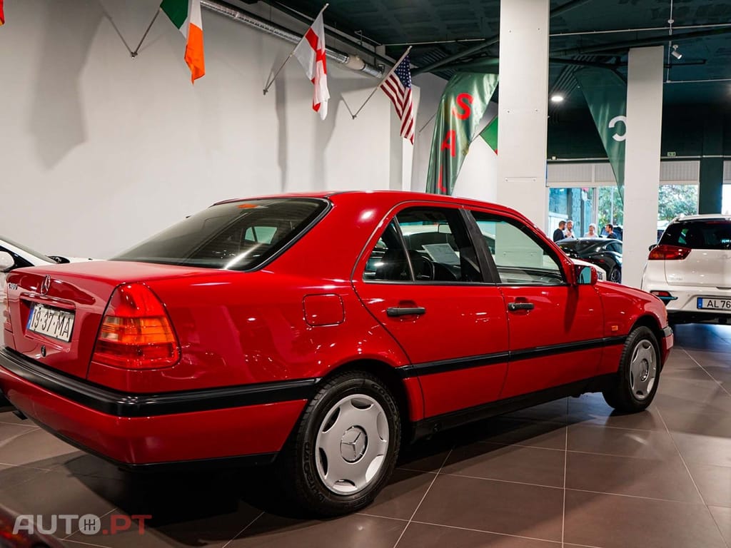 Mercedes-Benz C 180 Elegance