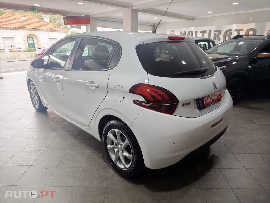Peugeot 208 1.2 VTi Active