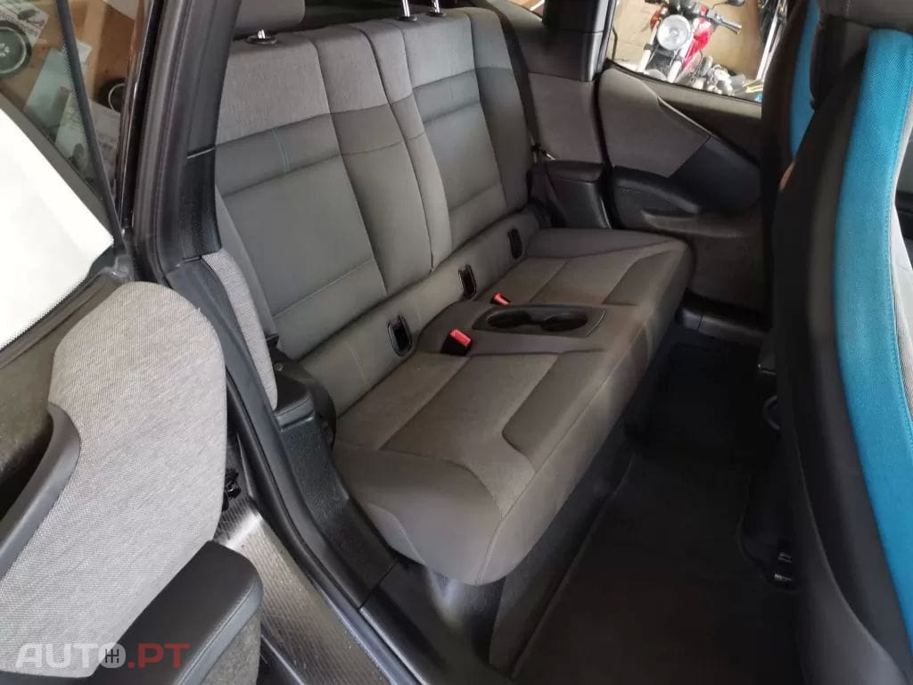 BMW i3 (60 Ah)
