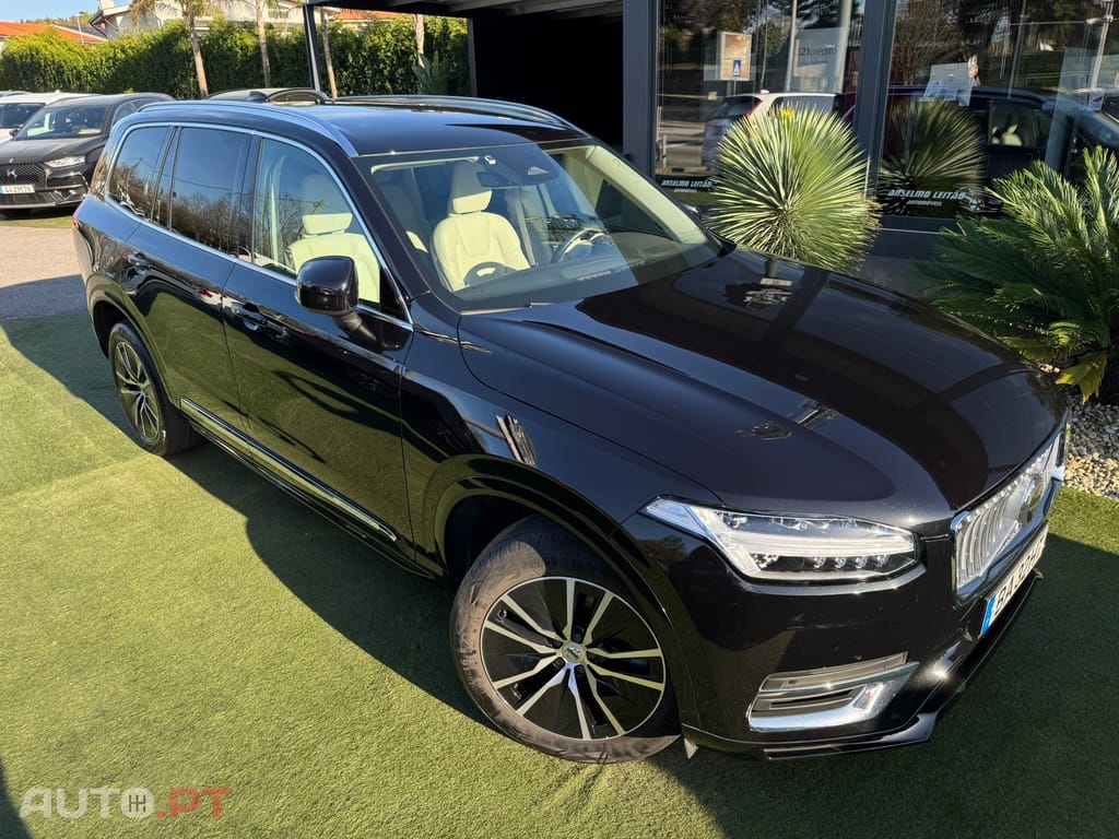Volvo XC90 2.0 T8 PHEV Core AWD