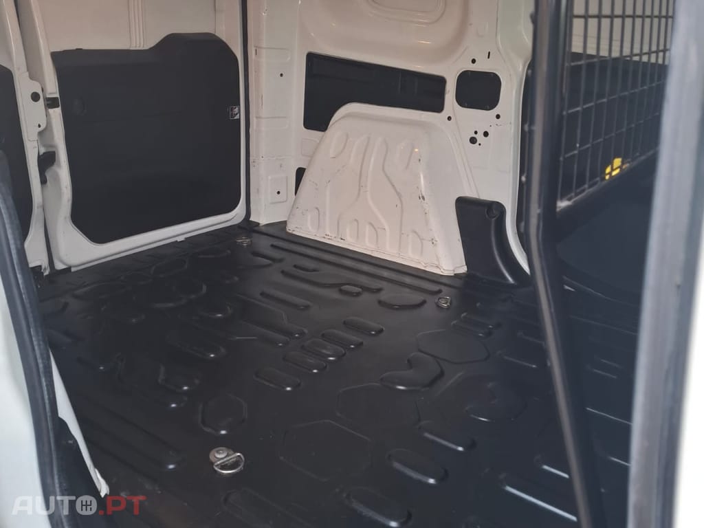 Fiat Doblo 1.6