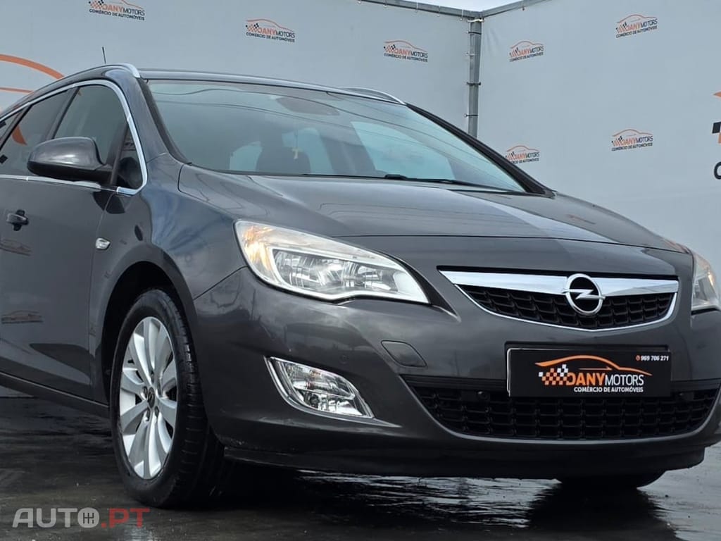 Opel Astra Sports Tourer 1.7 CDTi Cosmo