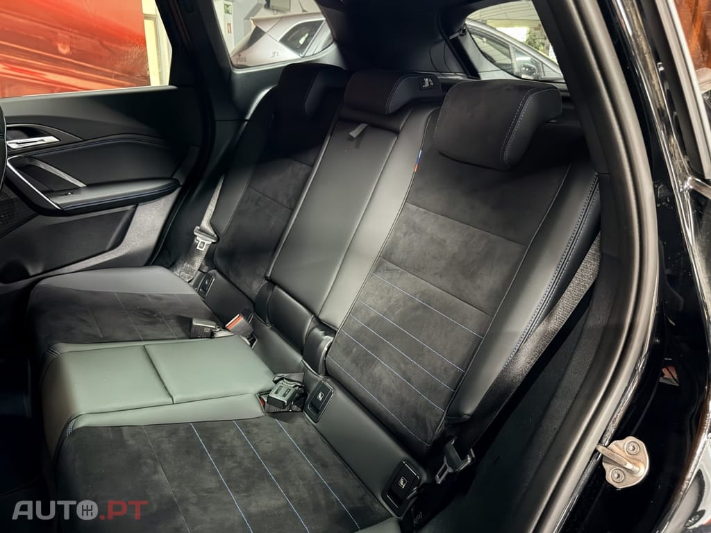 BMW iX1 xDrive30 Pack Desportivo M