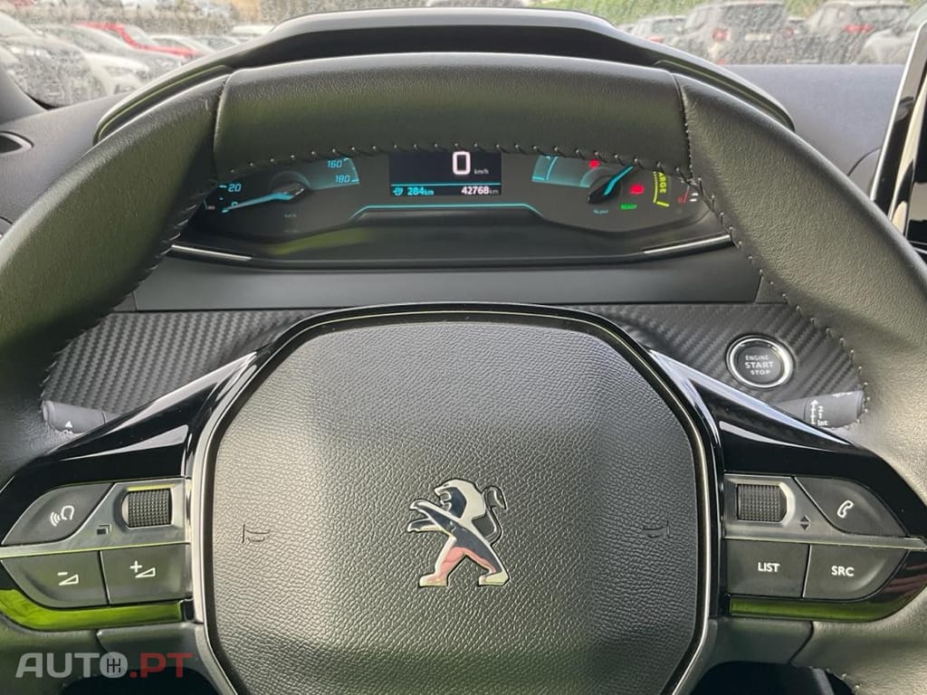 Peugeot E-2008 50 kWh Active Pack