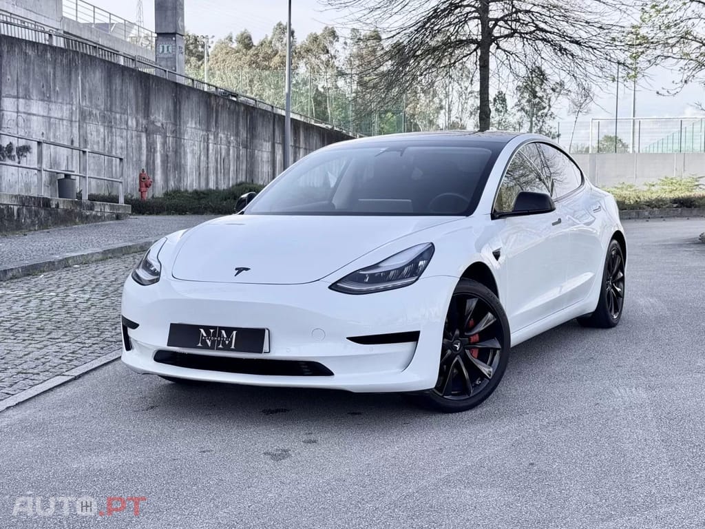 Tesla Model 3 Standard Range Plus RWD