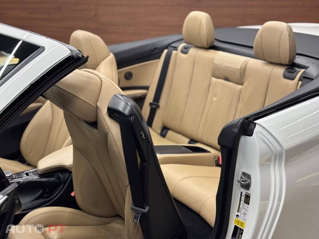 BMW M4 Auto