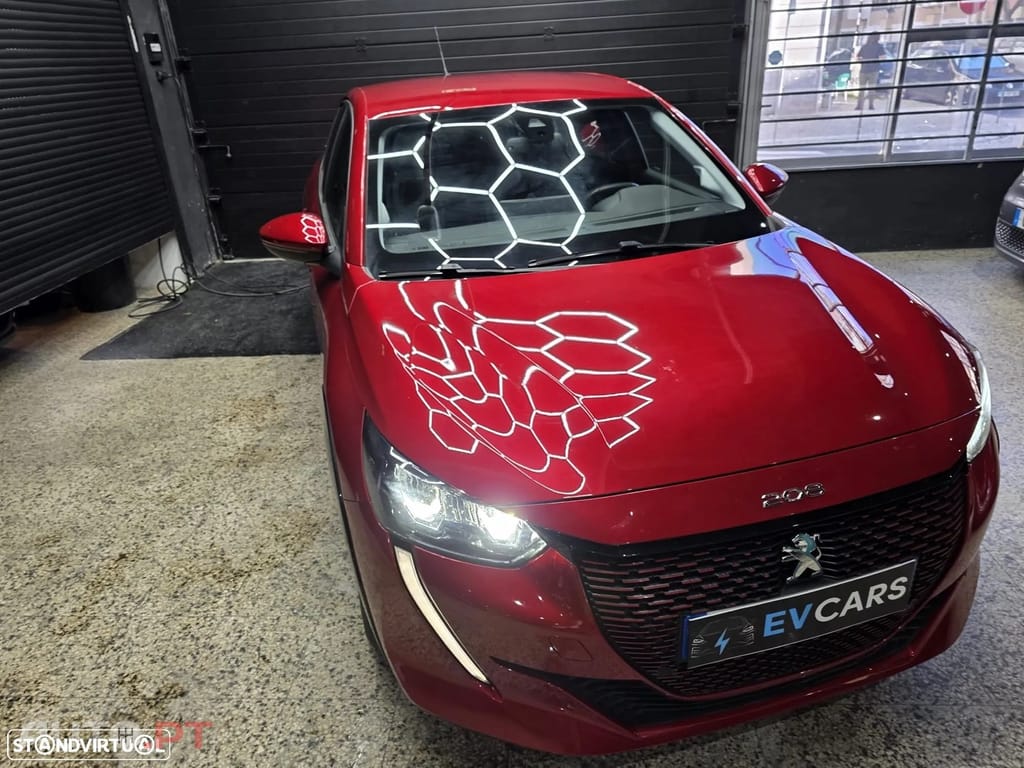 Peugeot E-208 50 kWh Allure Pack