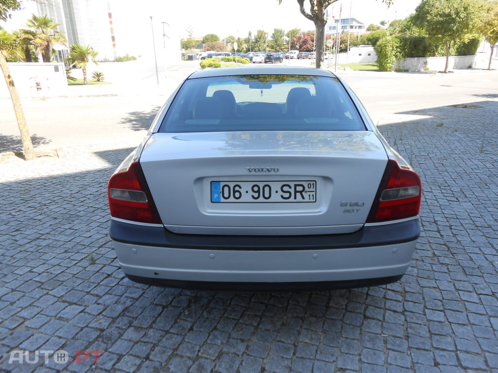 Volvo S80 2.0 T - GPL