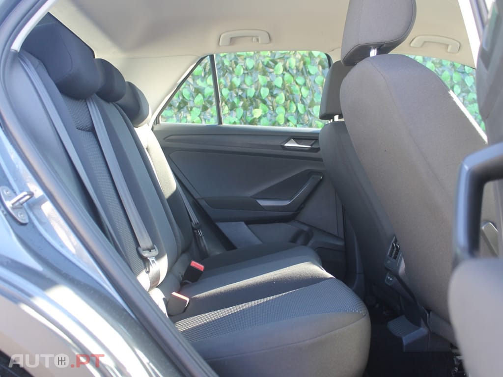 Volkswagen T-Roc 1.0 TSI