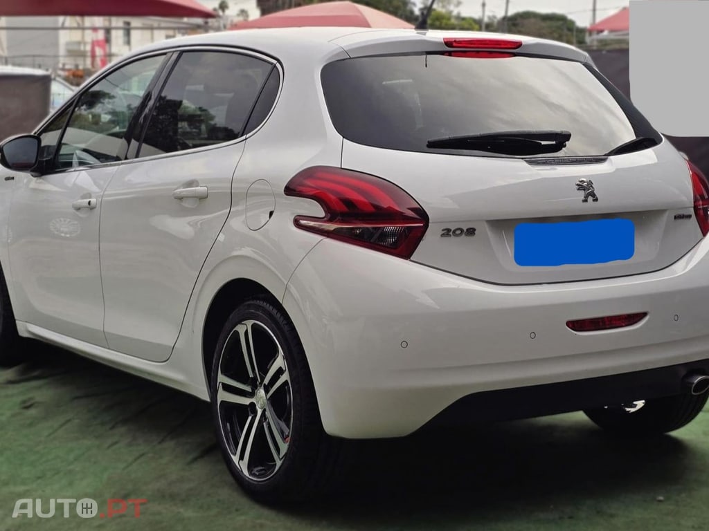 Peugeot 208 1.6 BlueHDi GT LINE