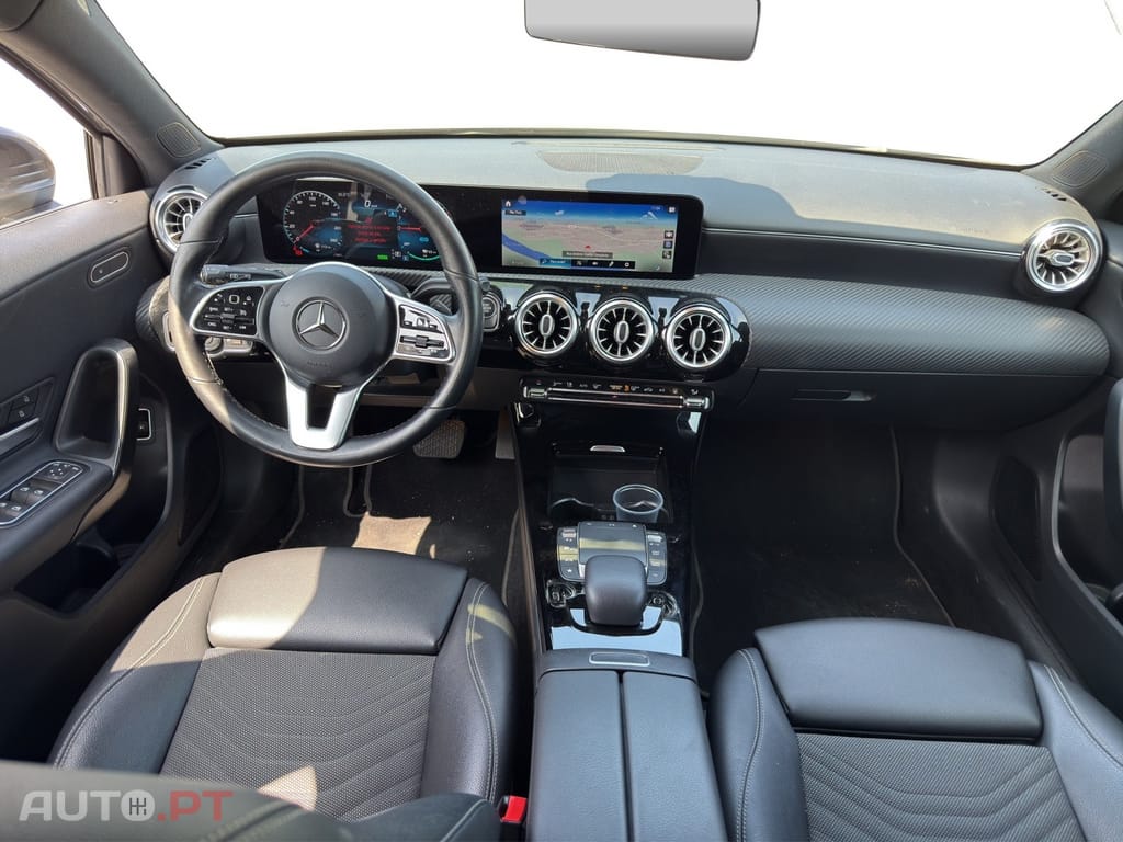 Mercedes-Benz A 250 e 8G-DCT Style