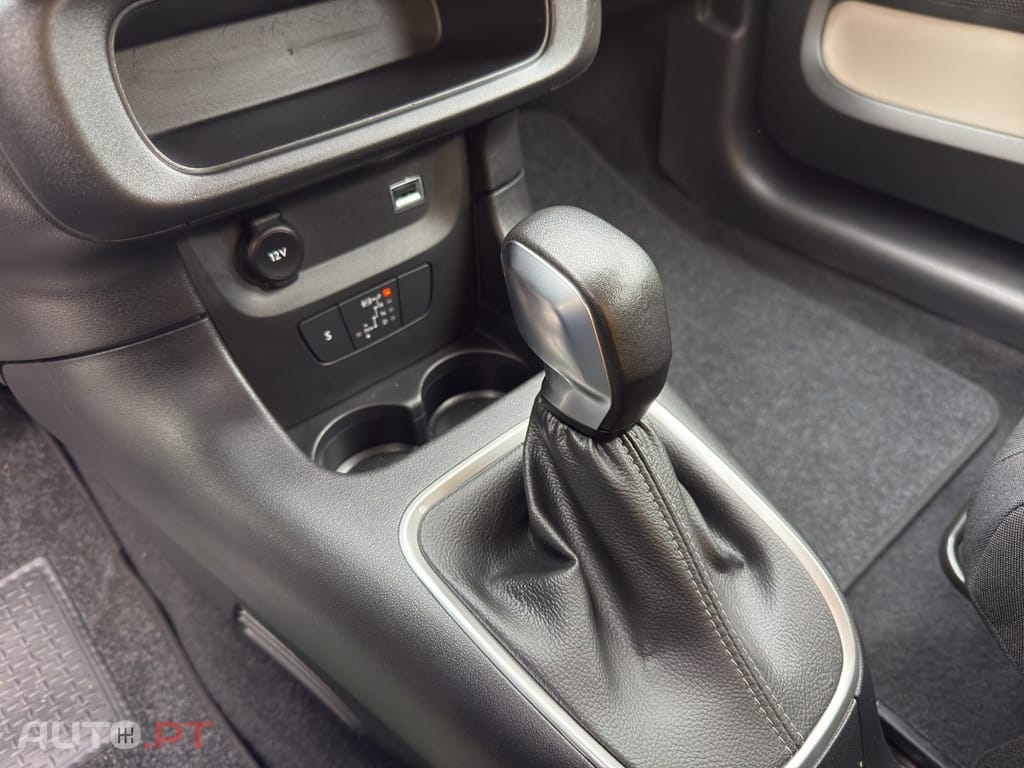 Citroen C3 1.2 PureTech Shine EAT6