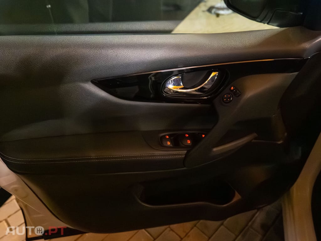 Nissan Qashqai 1.5 dCi N-Connecta