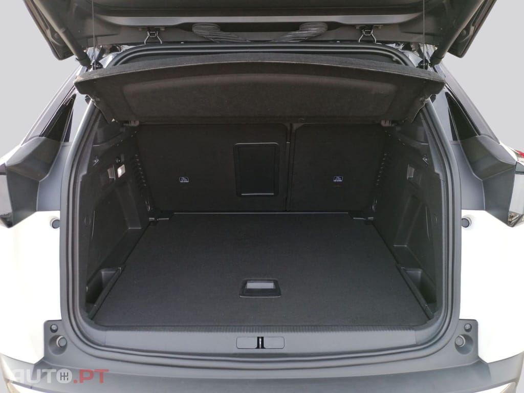 Peugeot 3008 1.5 BlueHDi 130cv  GT-Line I.V.A DEDUTIVEL 