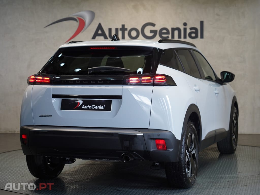Peugeot 2008 1.2 PureTech Allure