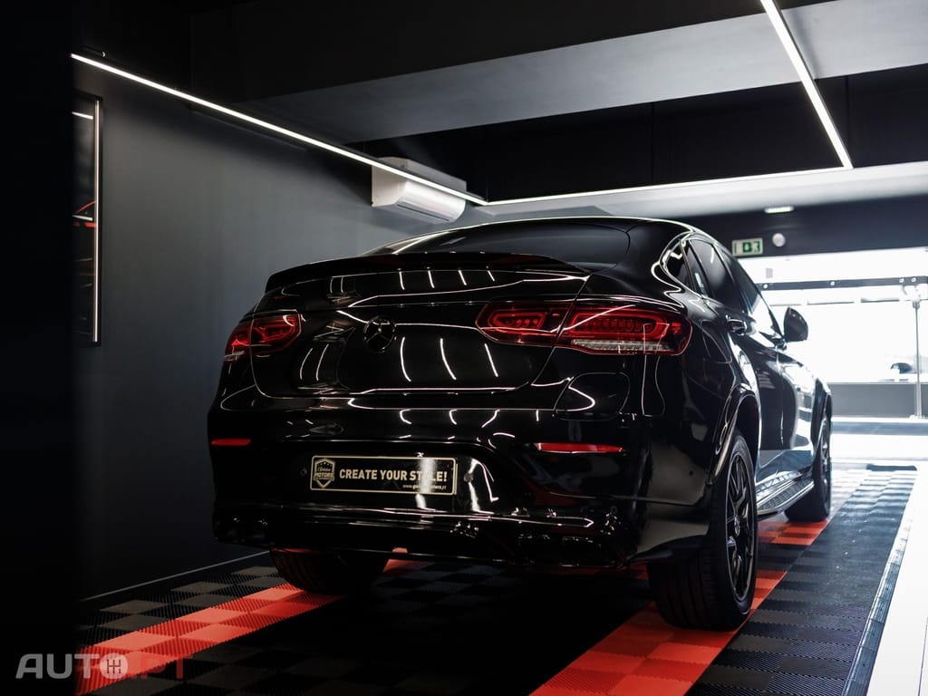Mercedes-Benz GLC 300 de 4Matic 9G-TRONIC