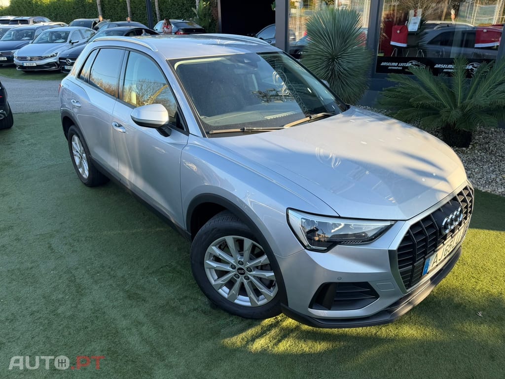 Audi Q3 45 TFSIe S tronic