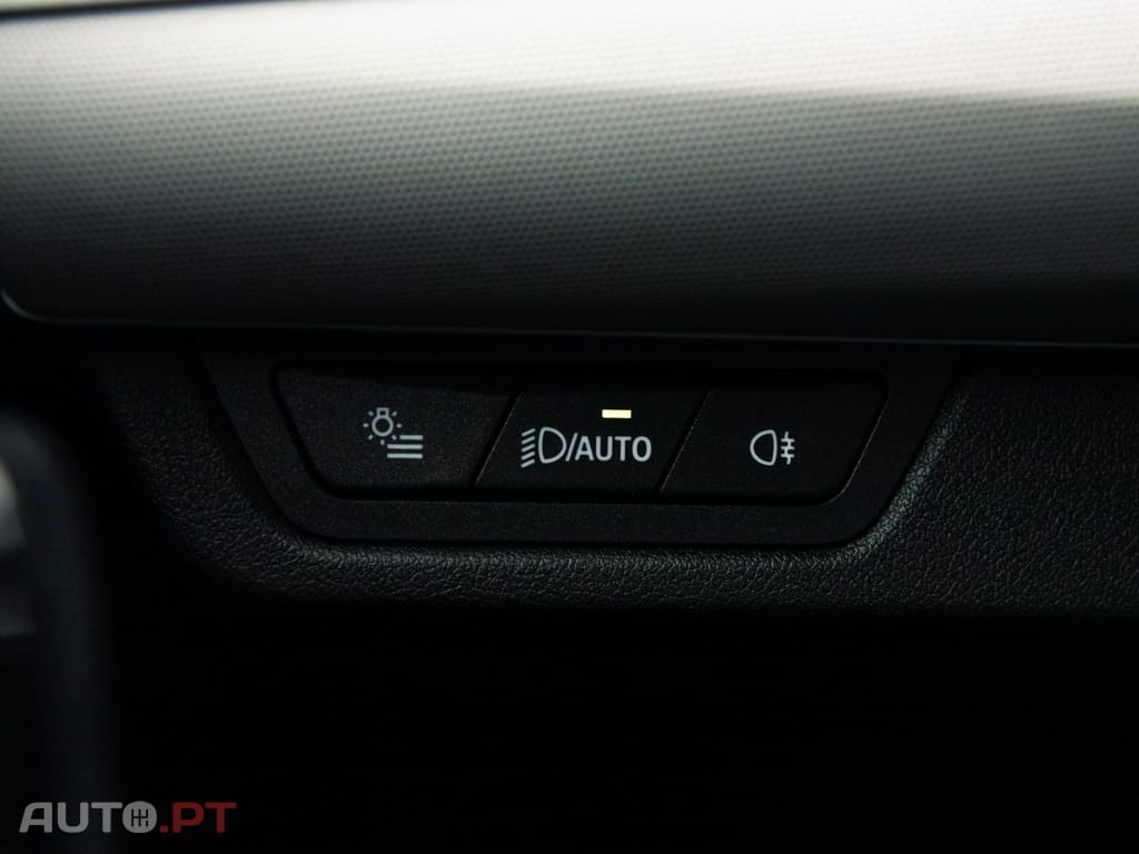 BMW iX1 xDrive30