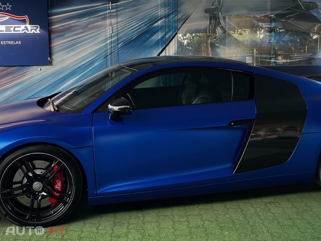 Audi R8 4.2 FSI V8 quattro R-tronic
