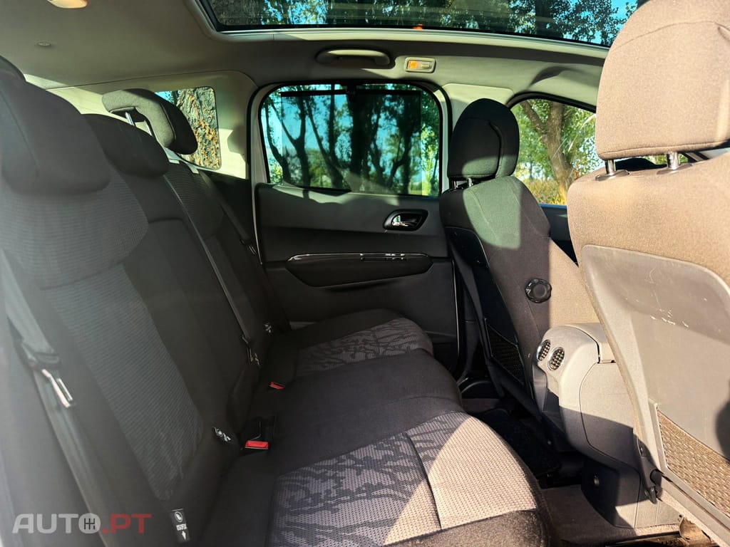 Peugeot 3008 1.6 HDi Executive