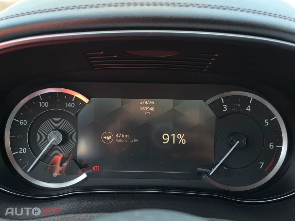 Jaguar E-Pace P300e AWD R-Dynamic S