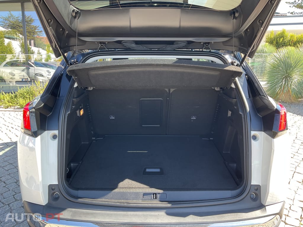 Peugeot 3008 1.5 BlueHDi Allure Pack EAT8