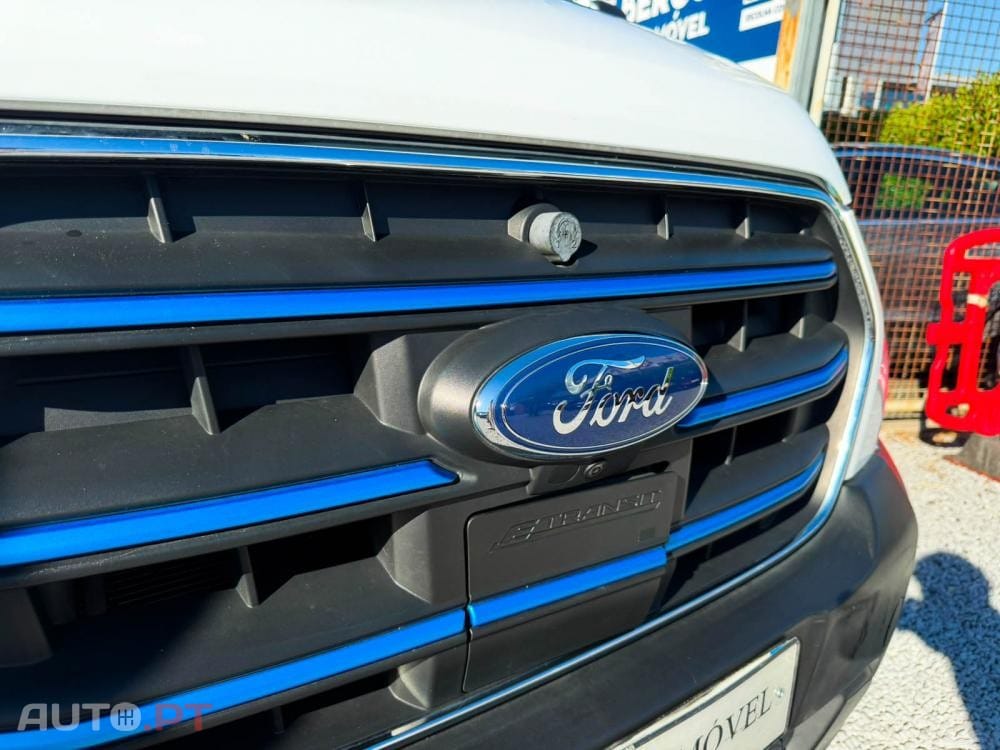 Ford Transit L2H2 Trend