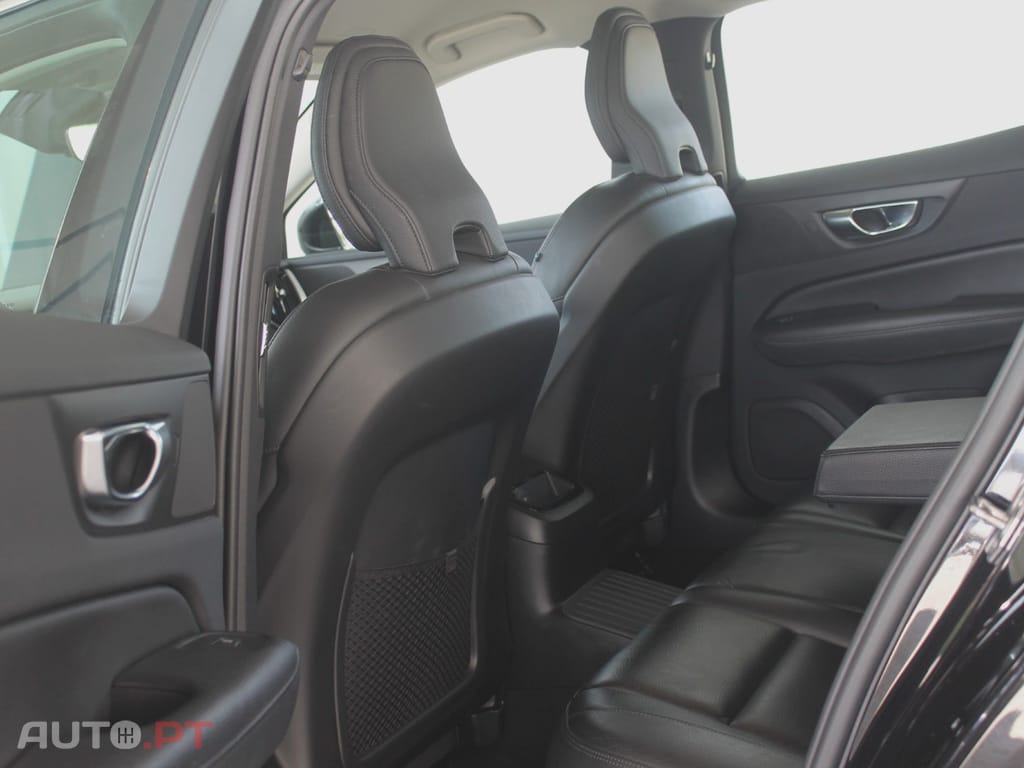Volvo S60 2.0 T8 PHEV Inscription AWD 455 cv