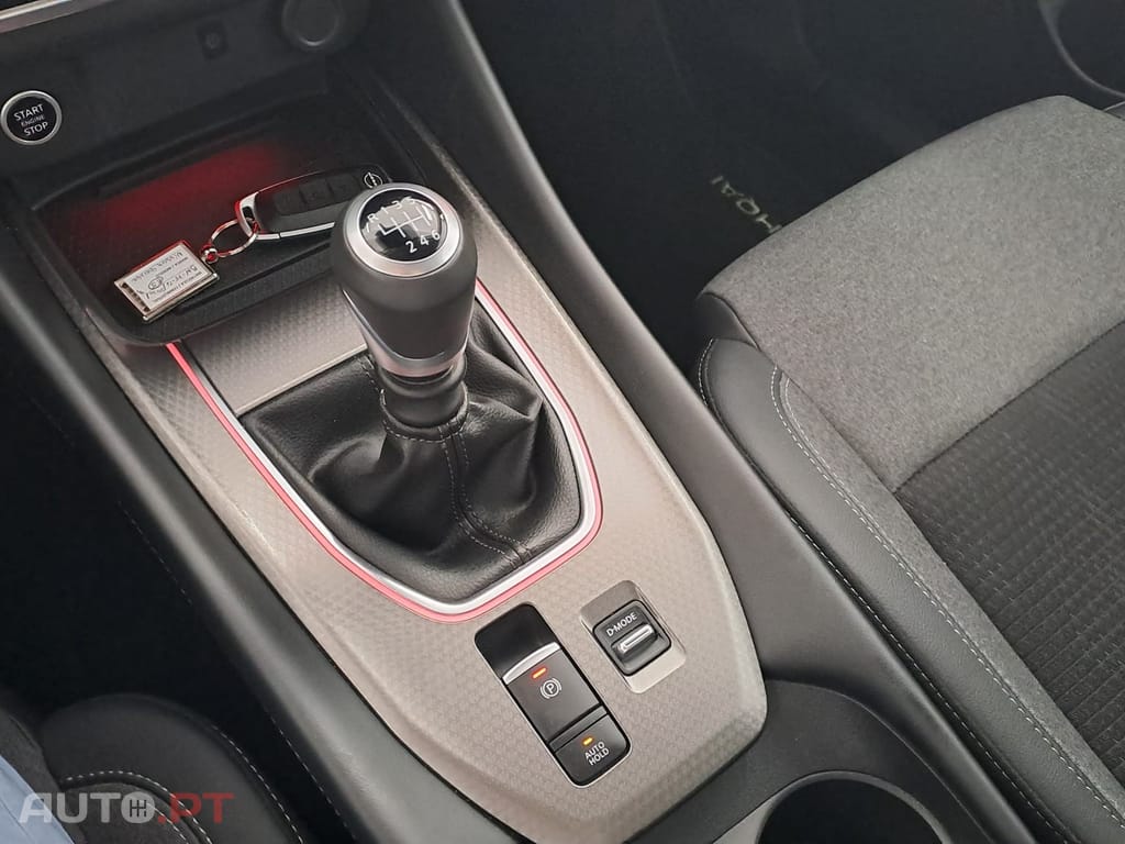 Nissan Qashqai 1.3 DIG-T N-Connecta LED
