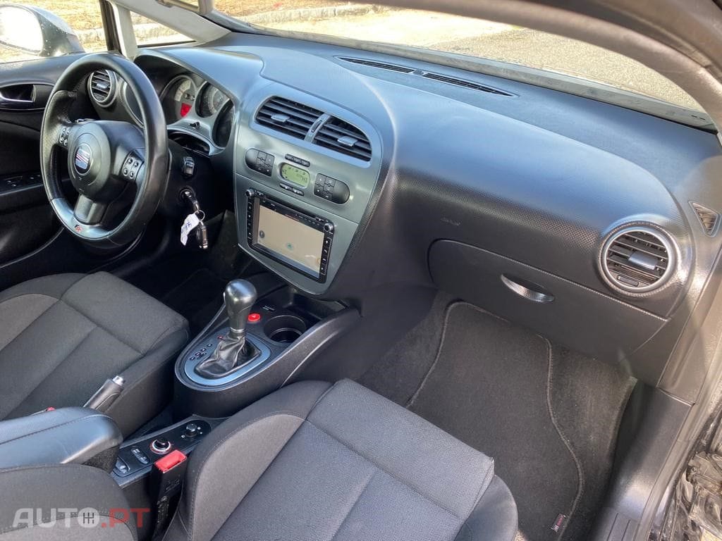 Seat Leon 2.0 Tdi FR DSG 