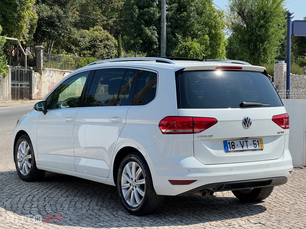 Volkswagen Touran 2.0 TDI Highline DSG