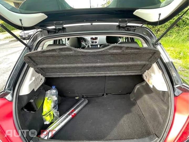 Peugeot 207 1.6 HDi 98g