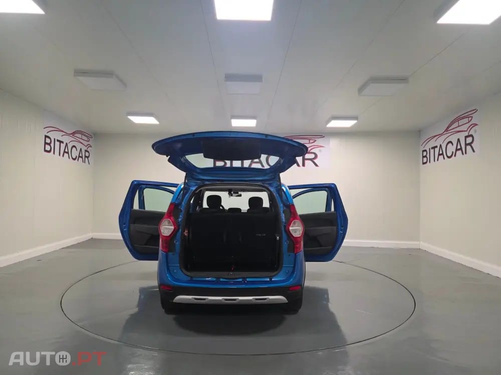 Dacia Lodgy 1.5 dCi Stepway 7L