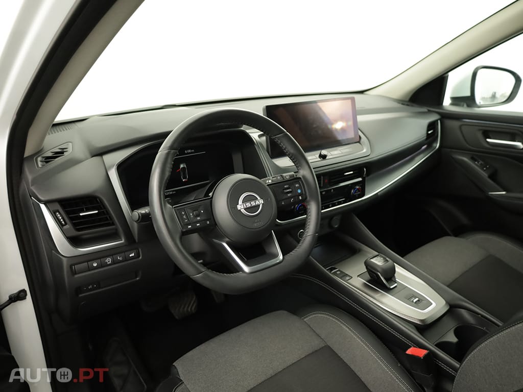 Nissan Qashqai Qashqai 1.3 DIG-T N-Connecta LED Xtronic