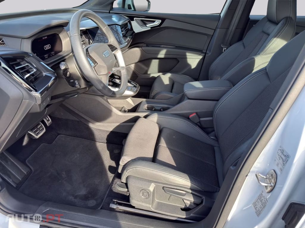 Audi Q4 E-Tron 40 S Line I.V.A DEDUTIVEL