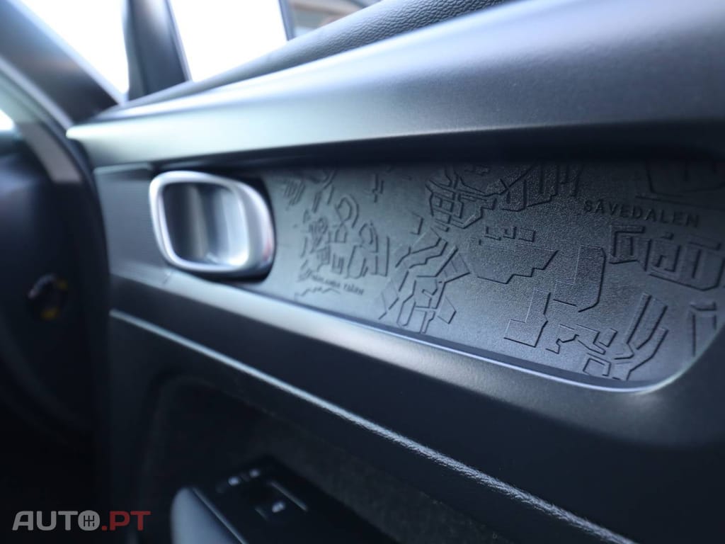 Volvo XC40 T2 Monument