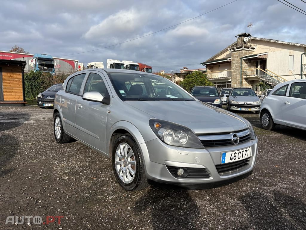 Opel Astra 1.3 CDTi Enjoy