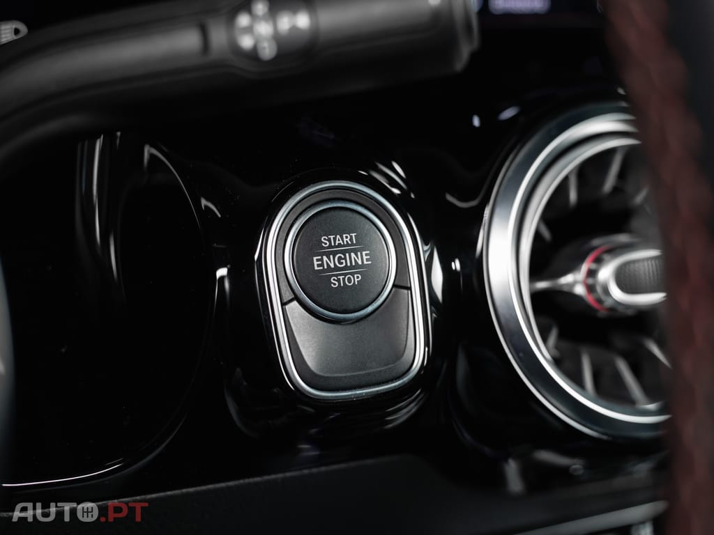 Mercedes-Benz GLA 250 e 8G-DCT AMG Line